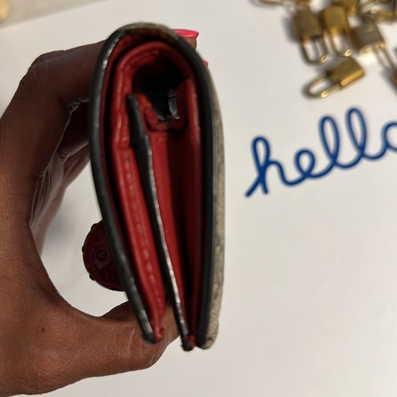 GUCCI GG Supreme Cherry PVC Leather Compact Bifold Wallet - Picture 5 of 6